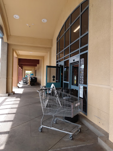 Grocery Store «Safeway», reviews and photos, 2001 McHenry Ave Suite C, Modesto, CA 95350, USA