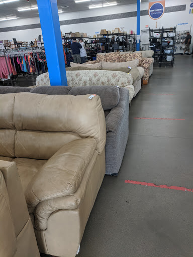 Thrift Store «Prescott Valley Goodwill Retail Store & Donation Center», reviews and photos