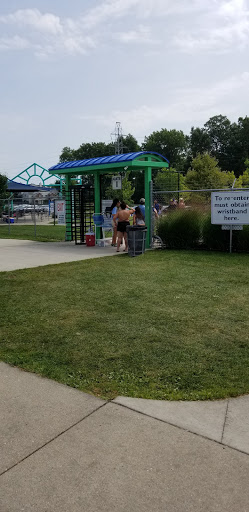 Water Park «Red Oaks Waterpark», reviews and photos, 1455 E 13 Mile Rd, Madison Heights, MI 48071, USA