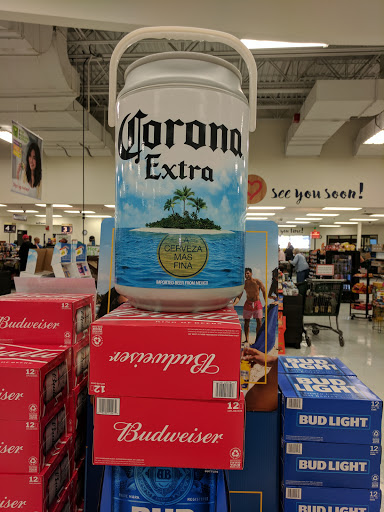 Grocery Store «Family Fare Supermarket», reviews and photos, 7402 N 30th St, Omaha, NE 68112, USA