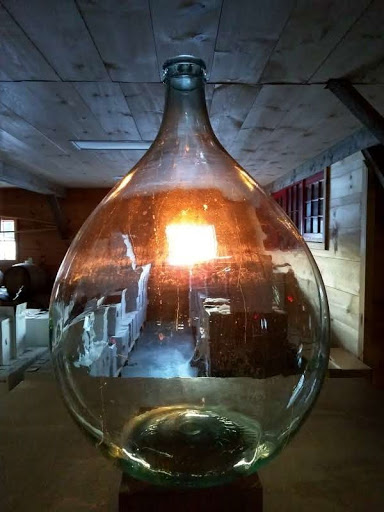 Wine Store «Sweetgrass Winery & Distillery Old Port Tasting Room and Shop», reviews and photos, 324 Fore St, Portland, ME 04101, USA