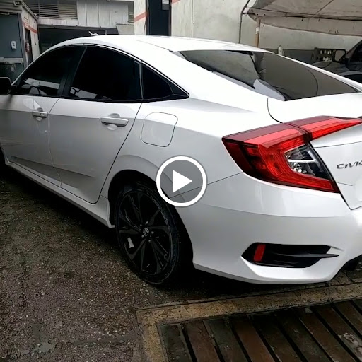 Auto Body Shop «J & H Auto Body», reviews and photos, 2632 E 55th St, Huntington Park, CA 90255, USA