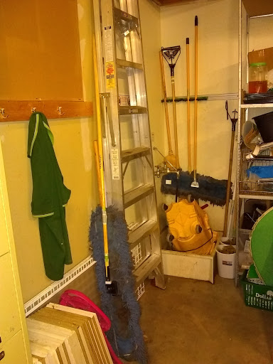 Shopping Mall «Sun Ray Shopping Center», reviews and photos, 2089 Old Hudson Rd, St Paul, MN 55119, USA