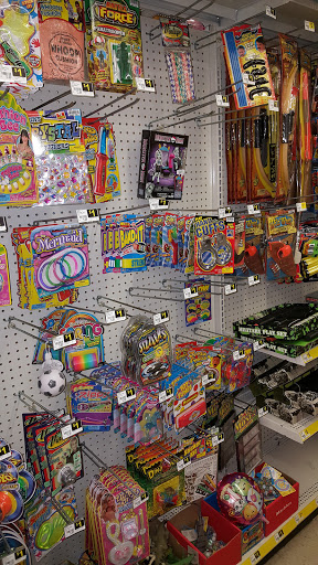 Discount Store «Dollar General», reviews and photos, 2100 Lawrenceville-Suwanee Rd, Suwanee, GA 30024, USA