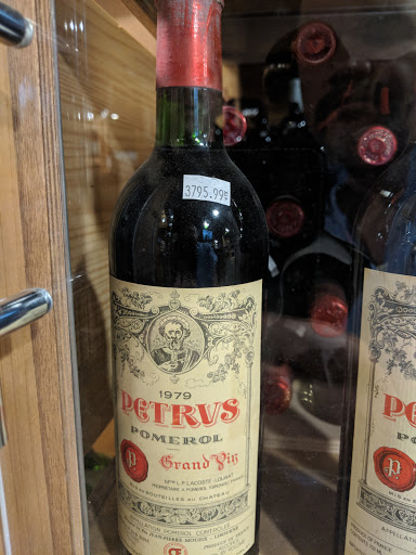 Wine Store «Wine Bank», reviews and photos, 363 5th Ave # 100, San Diego, CA 92101, USA