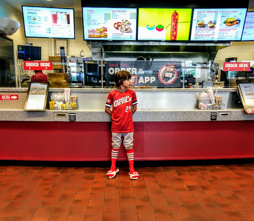 Gas Station «QuikTrip», reviews and photos, 2761 Cobb Pkwy NW, Kennesaw, GA 30152, USA