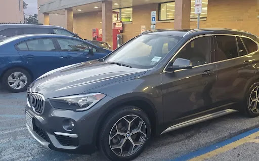 BMW Dealer «Life Quality BMW: Sales», reviews and photos, 9326 4th Ave, Brooklyn, NY 11209, USA