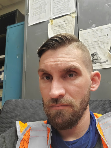 Barber Shop «Gold Coast Barbers - Voted BEST BARBERSHOP», reviews and photos, 41 Berry Hill Rd, Syosset, NY 11791, USA