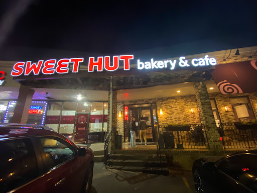 Bakery «Sweet Hut Bakery Cafe», reviews and photos, 5150 Buford Hwy a100, Doraville, GA 30340, USA