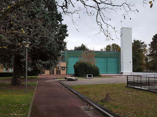 Complexe de Séminaires et de Restauration à Cuffies