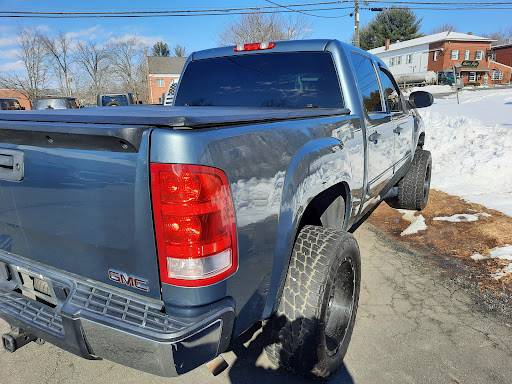 Used Car Dealer «Suffield Auto Sales», reviews and photos, 115 Mountain Rd, Suffield, CT 06078, USA