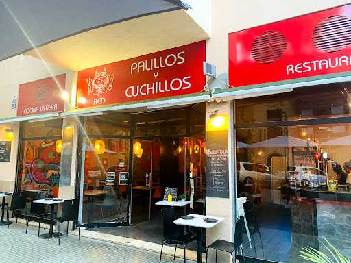 Restaurante Palillos y Cuchillos, cocina street food