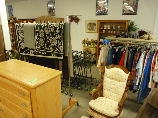 Thrift Store «Sheriffs Ranches Enterprises, Inc. Thrift Store», reviews and photos, 27900 US-27 #112, Leesburg, FL 34748, USA