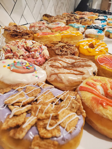 Donut Shop «Donut Licious», reviews and photos, 1535 Spring Cypress Rd, Spring, TX 77388, USA