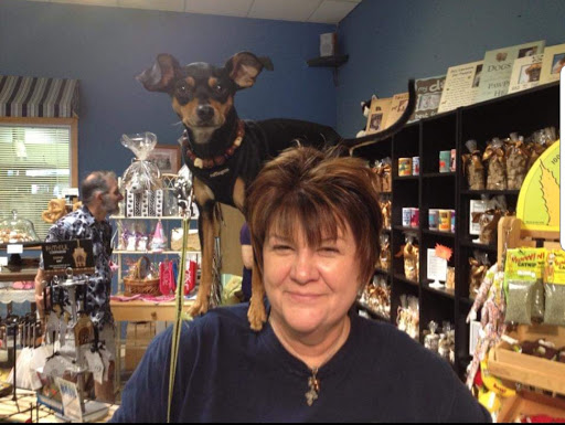 Pet Supply Store «Fuzzybutz Pet Bakery Inc», reviews and photos, 306 State St, St Joseph, MI 49085, USA