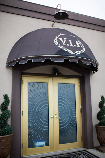 Hair Salon «V.I.P. Salon & Spa», reviews and photos, 15580 King Rd, Riverview, MI 48193, USA