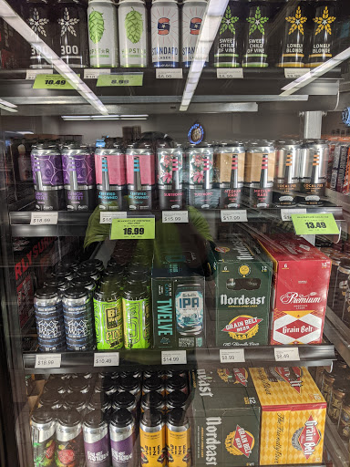 Liquor Store «G-Will Liquors», reviews and photos, 8040 Lake Dr, Lino Lakes, MN 55014, USA