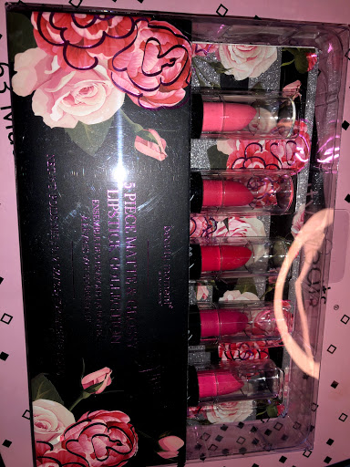 Clothing Store «Ross Dress for Less», reviews and photos, 8361 On the Mall, Buena Park, CA 90620, USA