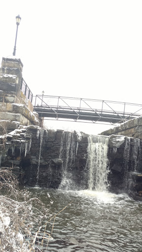 Park «Nature Center At Shaker Lakes», reviews and photos, 2600 S Park Blvd, Cleveland, OH 44120, USA