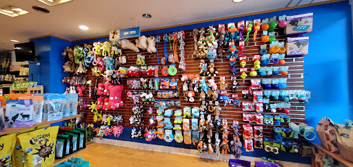 Pet Supply Store «Bark!», reviews and photos, 1643 Rockville Pike, Rockville, MD 20852, USA