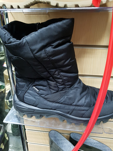 Stores to buy women's tall boots Minsk