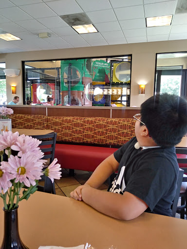 Fast Food Restaurant «Chick-fil-A», reviews and photos, 7125 Forest Hill Ave, Richmond, VA 23225, USA