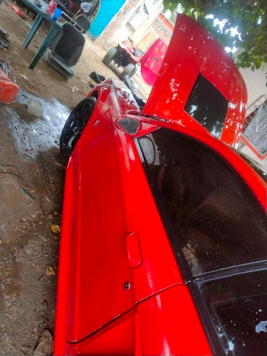 Mecánico automotriz (Medinas)