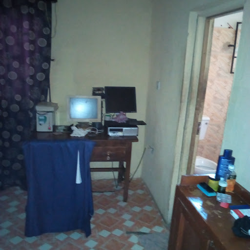 Lizbon Restaurant & Bush Bar, Warrake Rd, Auchi, Nigeria, Diner, state Edo