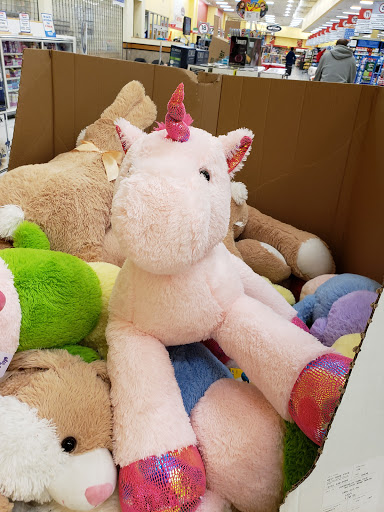 Shopping Mall «Penn Mar Shopping Center», reviews and photos, 2950 Donnell Dr, Forestville, MD 20747, USA