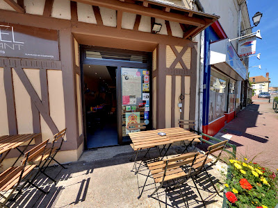 Boosh B à Pacy-sur-Eure