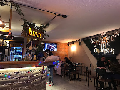 Mamitas Bar