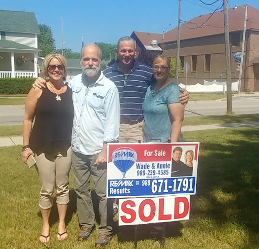 Real Estate Agents «Re/Max Bay City MI», reviews and photos