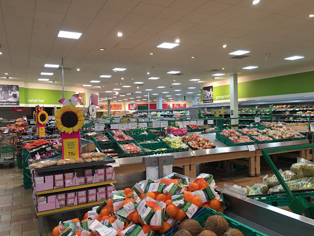 Reviews of Morrisons in Woking - Supermarket