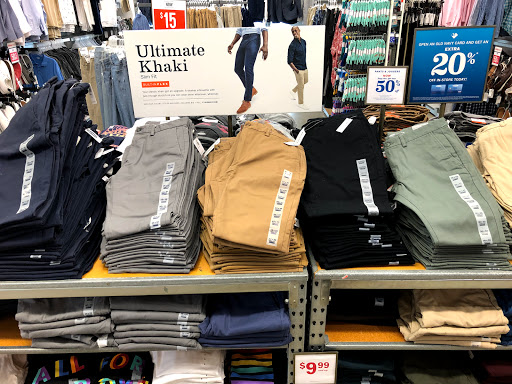 Clothing Store «Old Navy», reviews and photos, 5041 Jericho Turnpike, Commack, NY 11725, USA