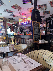 Atmosphère du Restaurant japonais Shinjuku Pigalle à Paris - n°16