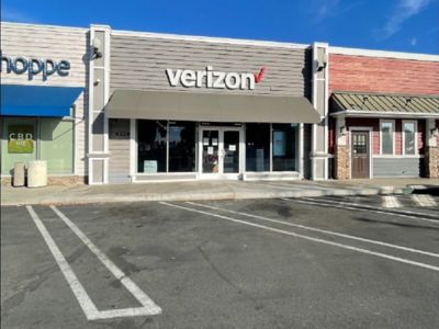 Cell Phone Store «Verizon», reviews and photos, 4329 Candlewood St, Lakewood, CA 90712, USA