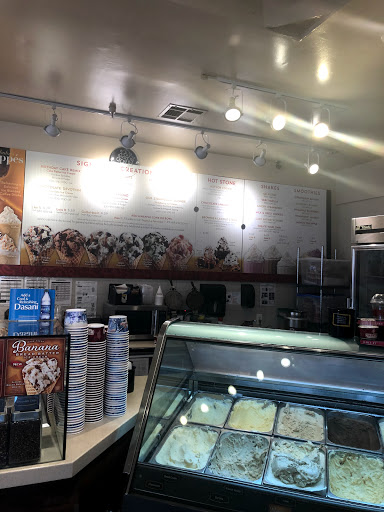 Ice Cream Shop «Cold Stone Creamery», reviews and photos, 600 Market Pl, San Ramon, CA 94583, USA