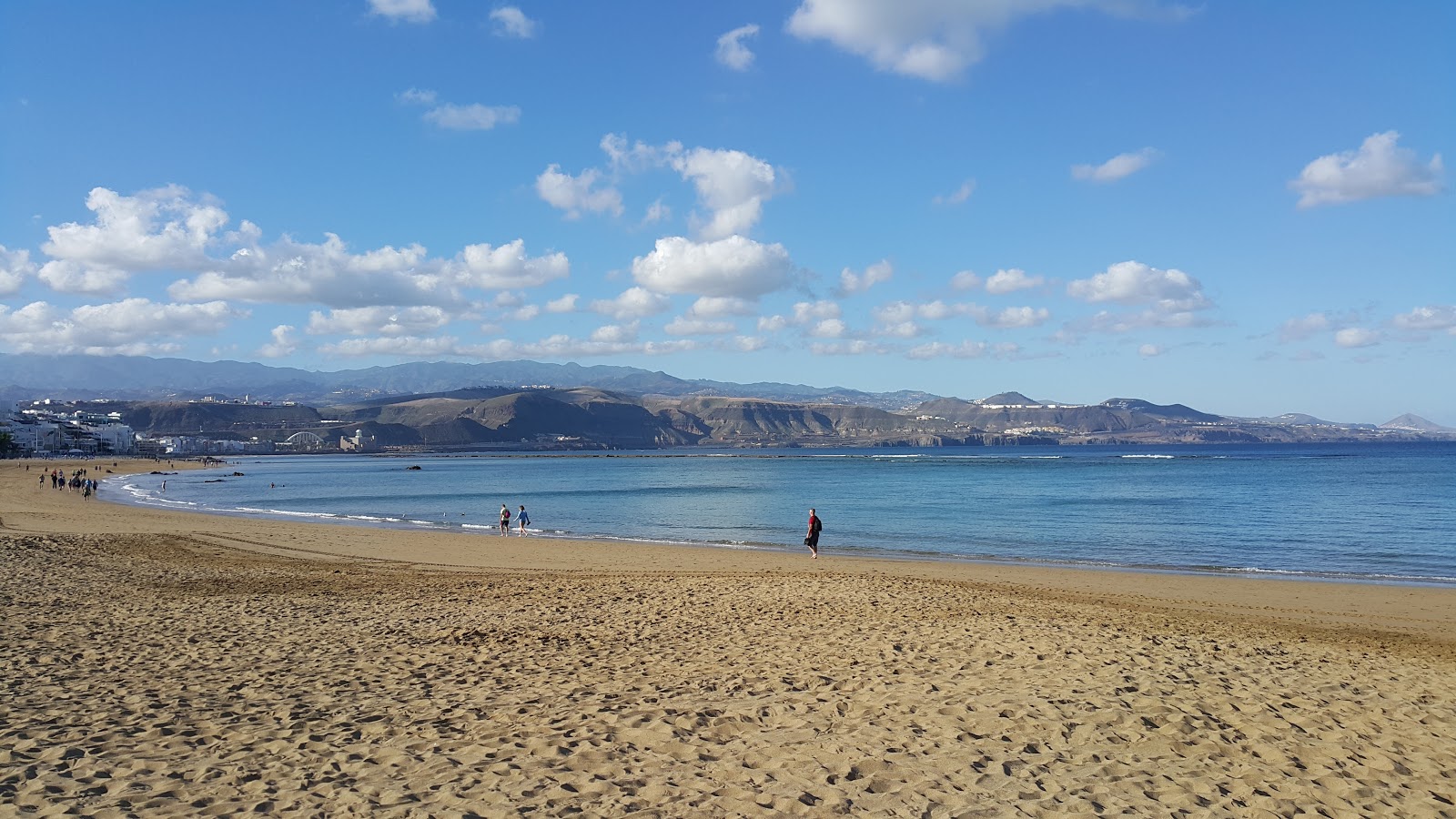 Foto de Playa de Las Canteras II y el asentamiento