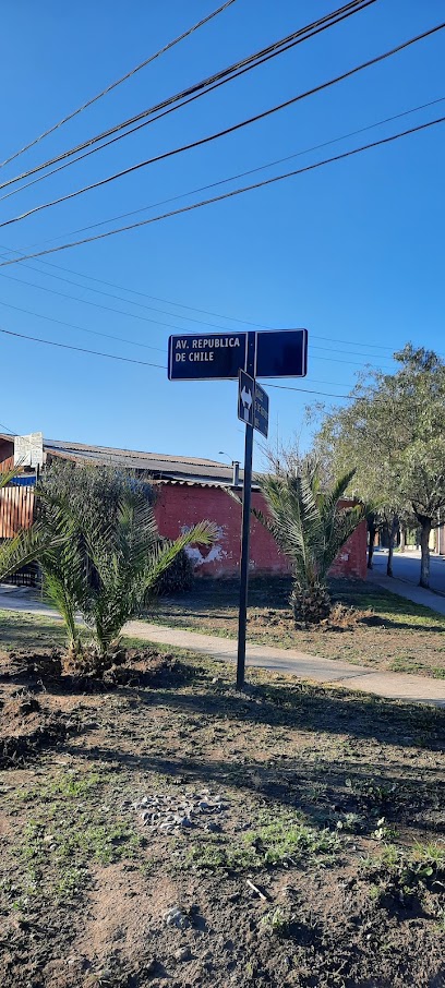 Cinco de Octubre / Republica de Chile