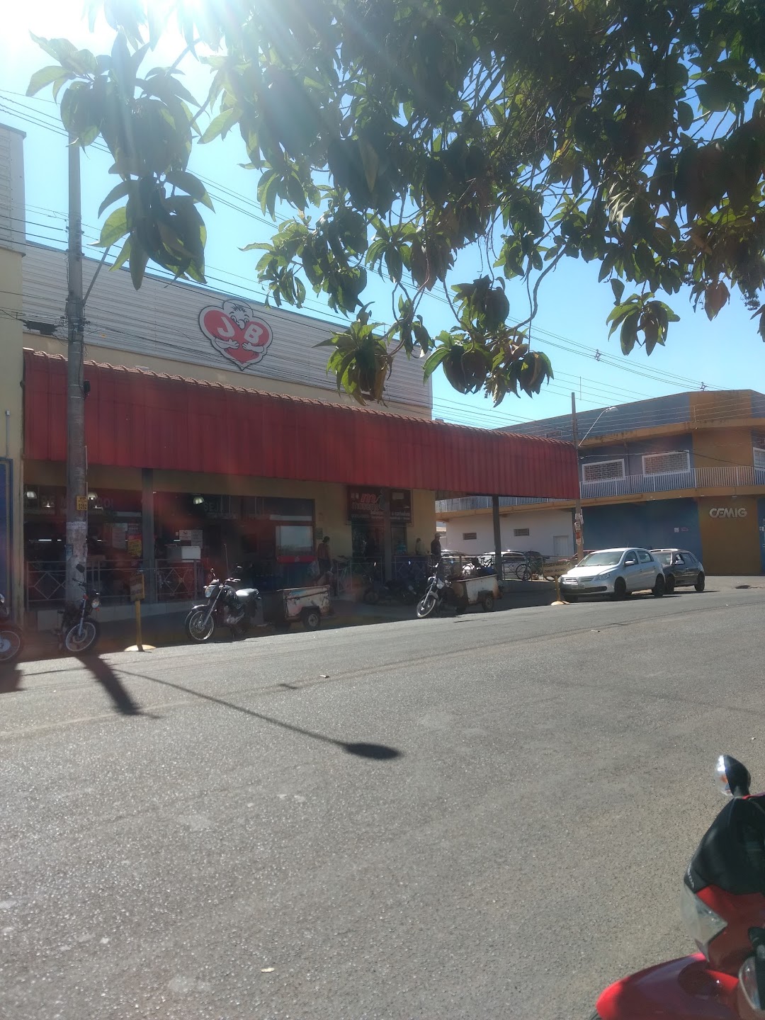 Supermercado JB - Loja 4