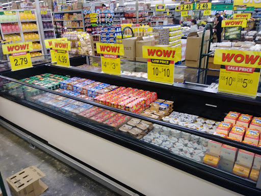 Grocery Store «Food 4 Less», reviews and photos, 1651 E 103rd St, Los Angeles, CA 90002, USA