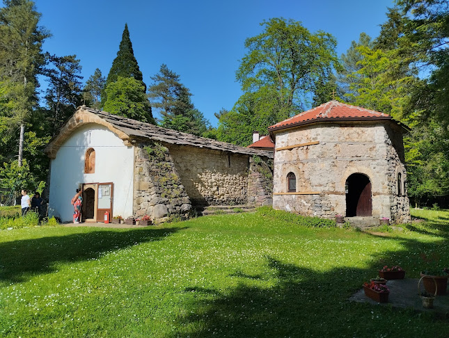 Искрецки манастир "Успение Богородично"