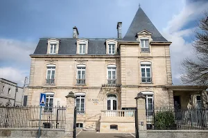 Hôtel Le Manoir image