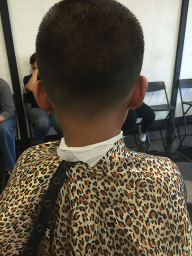 Barber Shop «Razor Barbershop», reviews and photos, 152 W Holt Ave, Pomona, CA 91768, USA