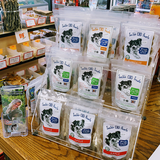 Pet Supply Store «H3 Pet Supply», reviews and photos, 475 Hawley Ln, Stratford, CT 06614, USA