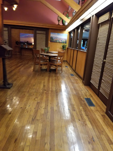 Resort «Highland Lake Inn & Resort», reviews and photos, 86 Lily Pad Ln, Flat Rock, NC 28731, USA