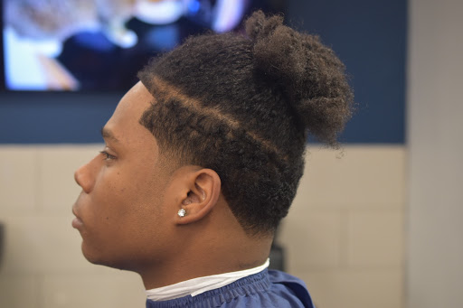 Barber Shop «Razor Sharp Cutz - Valley Hi», reviews and photos, 410 Valley Hi Dr #102, San Antonio, TX 78227, USA