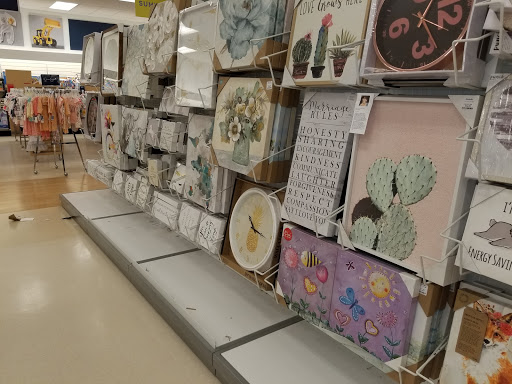 Department Store «Marshalls», reviews and photos, 7954 Brewerton Rd, Cicero, NY 13039, USA