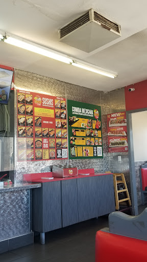 Queen Taco & Sushi image