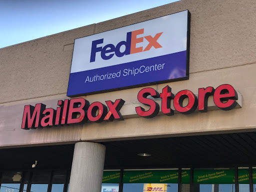 Mailbox Rental Service «FedEx Shipping Center - Mailbox Store», reviews and photos, 139 Cypresswood Dr, Spring, TX 77388, USA